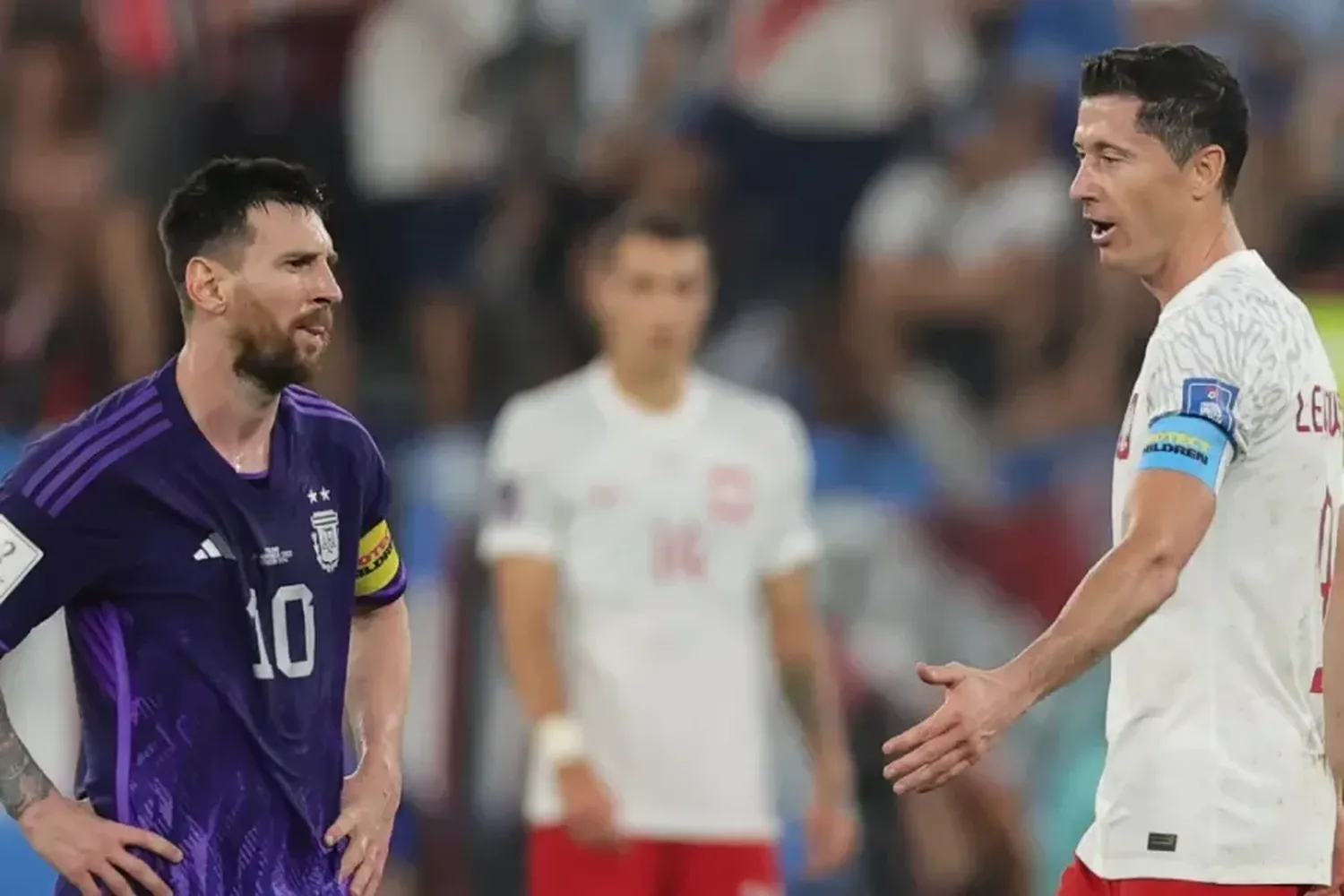 Robert Lewandowski contó por qué discutió con Lionel Messi durante el partido del Mundial Qatar 2022