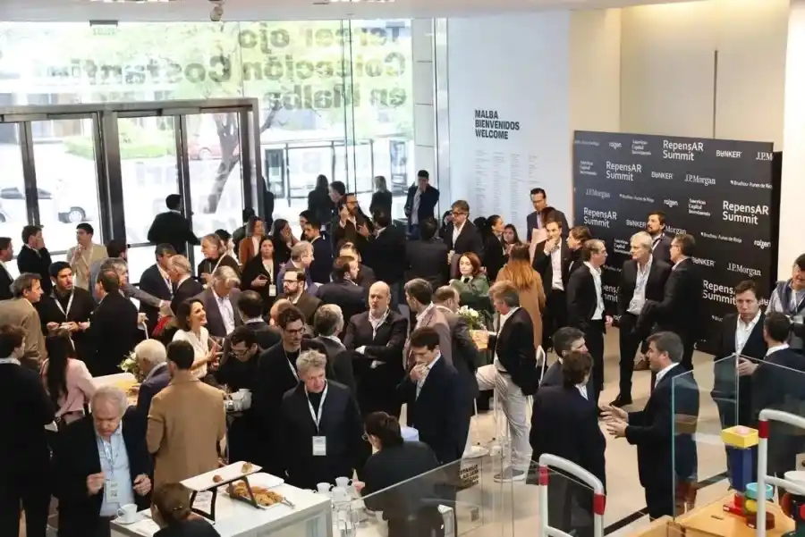 Tras la derrota de Milei: los empresarios, entre la cautela y el pragmatismo