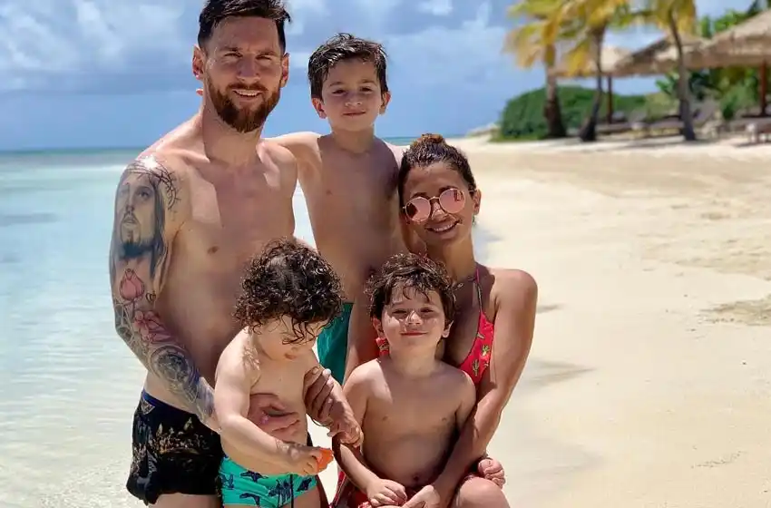 Leo Messi disfruta sus vacaciones en familia desde el paraíso