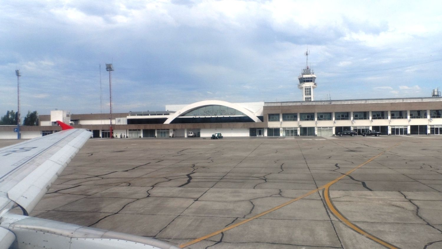 Aeropuerto de Rosario: en 2016 los pasajeros internacionales superaron a los domésticos