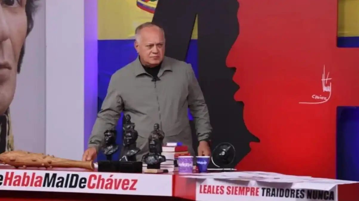 Diosdado Cabello acusa a opositores venezolanos de «lame rabo» del imperialismo