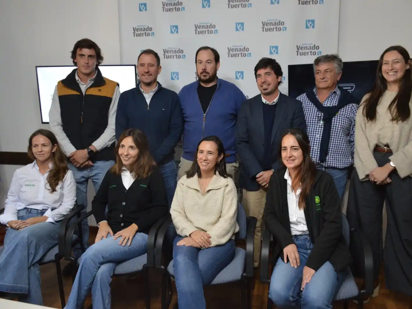 En el lanzamiento estuvieron el intendente interino Juan Ignacio Pellegrini; referentes de la Facultad de Agronomía de la UBA y miembros del PEP. Foto: MVT