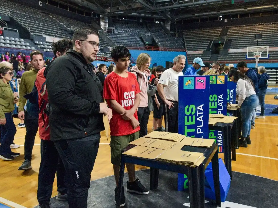 Las delegaciones entregaron las listas de buena fe y el resto de la documentación requerida.