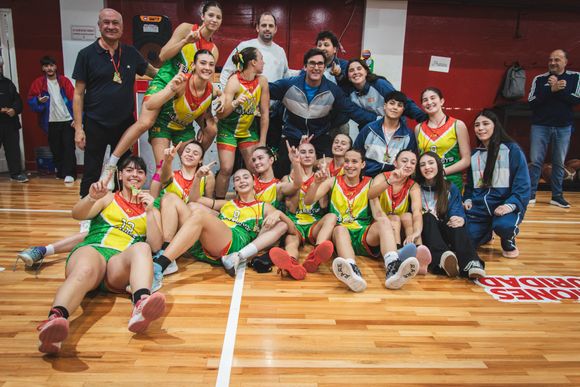 Tres Arroyos es campeón del Zonal U15 Femenino