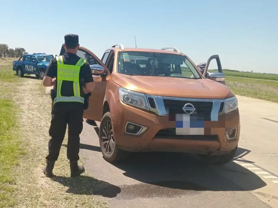 La Guardia Provincial detiene a conductor por tenencia indebida de arma de fuego en un control sobre la RN 19 - 1
