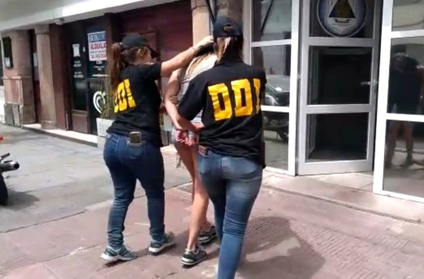 Cayó una mujer policía que integraba una banda dedicada a entraderas