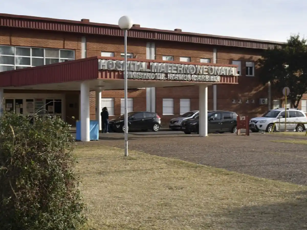 "Me dijeron que tenía arritmia y vivió 11 horas", dijo la madre de uno de los bebés