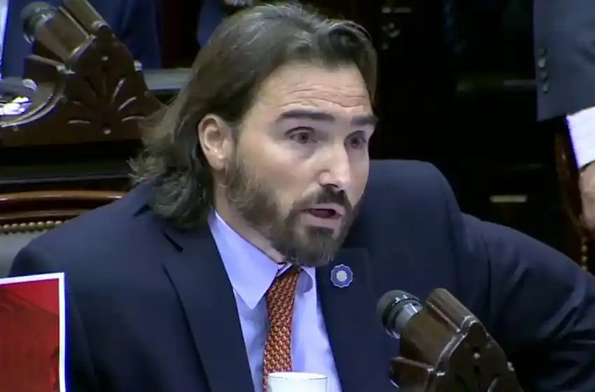 Incicco: «Santa Fe quiere que le paguen en un momento difícil para el Estado»