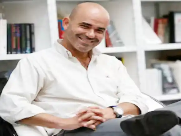 Eduardo Sacheri inaugura un ciclo en la Biblioteca Nacional