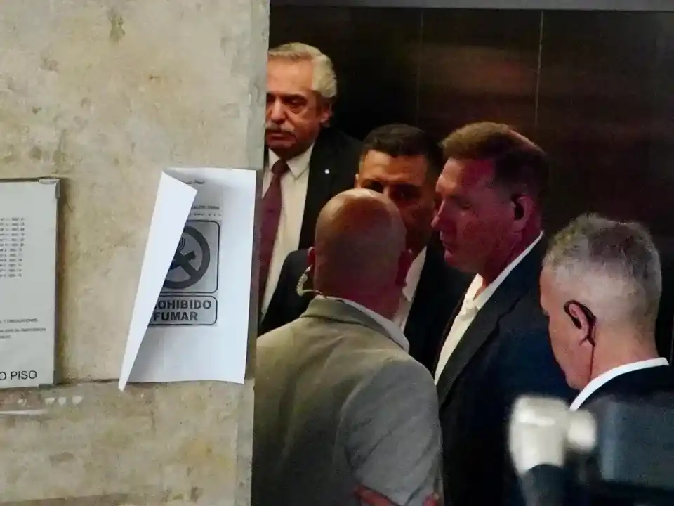 Alberto Fernández en los tribunales federales de Retiro.