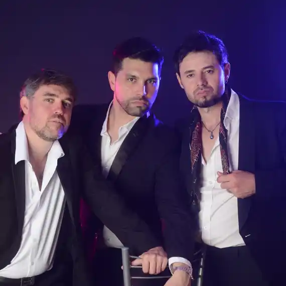 Club Social, viernes 7, 21 hs.
“A Viva Voce”- Íntimo de Tenores