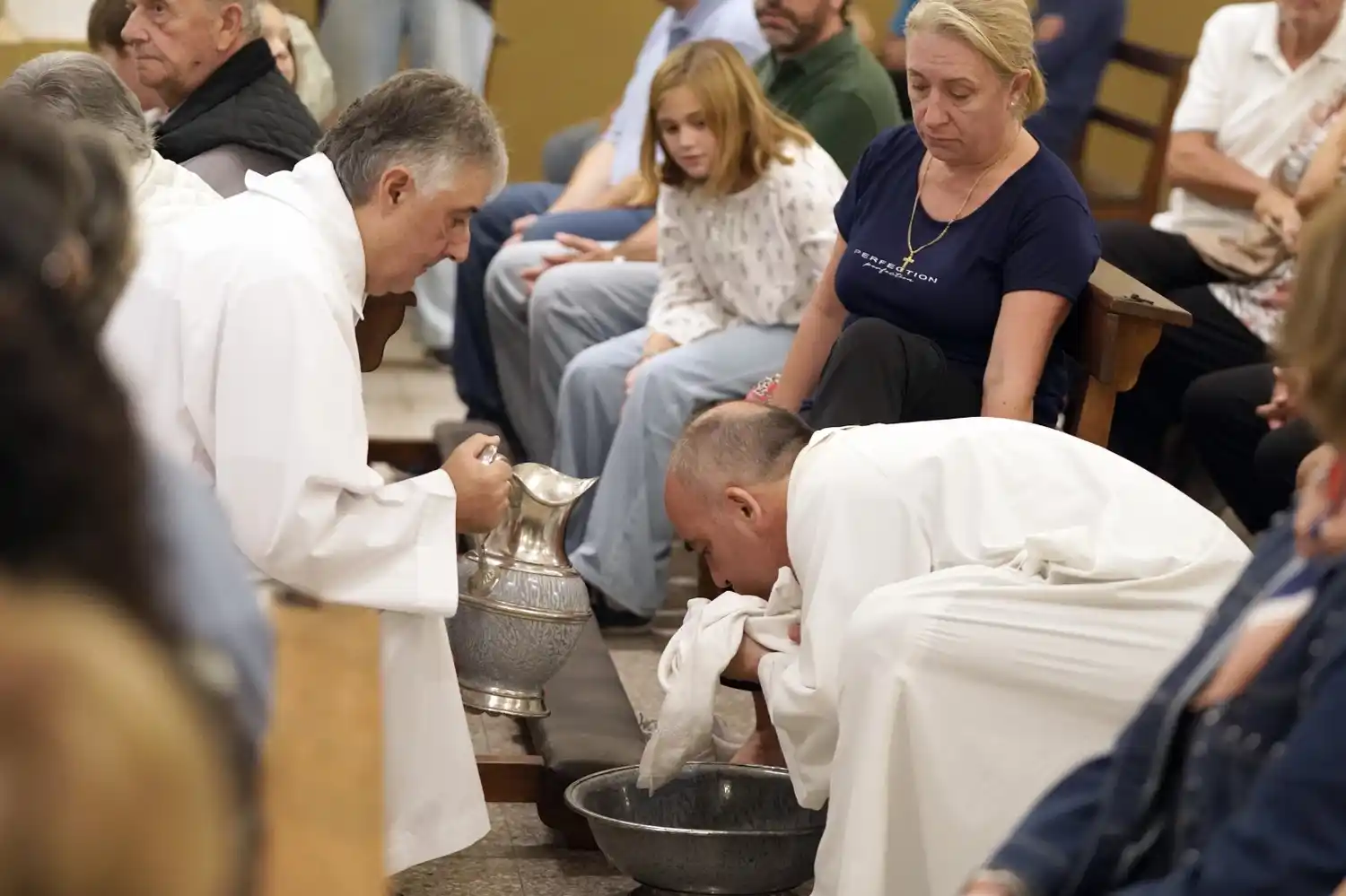 Lavado de pies. Momento central de la celebración del Jueves Santo