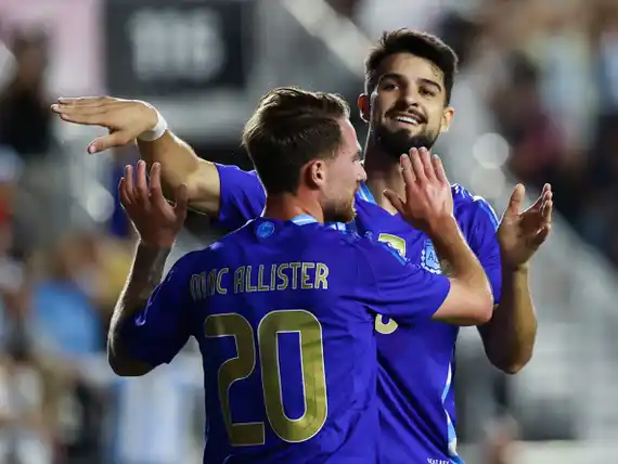 Argentina goleó en un duelo sin equivalencias