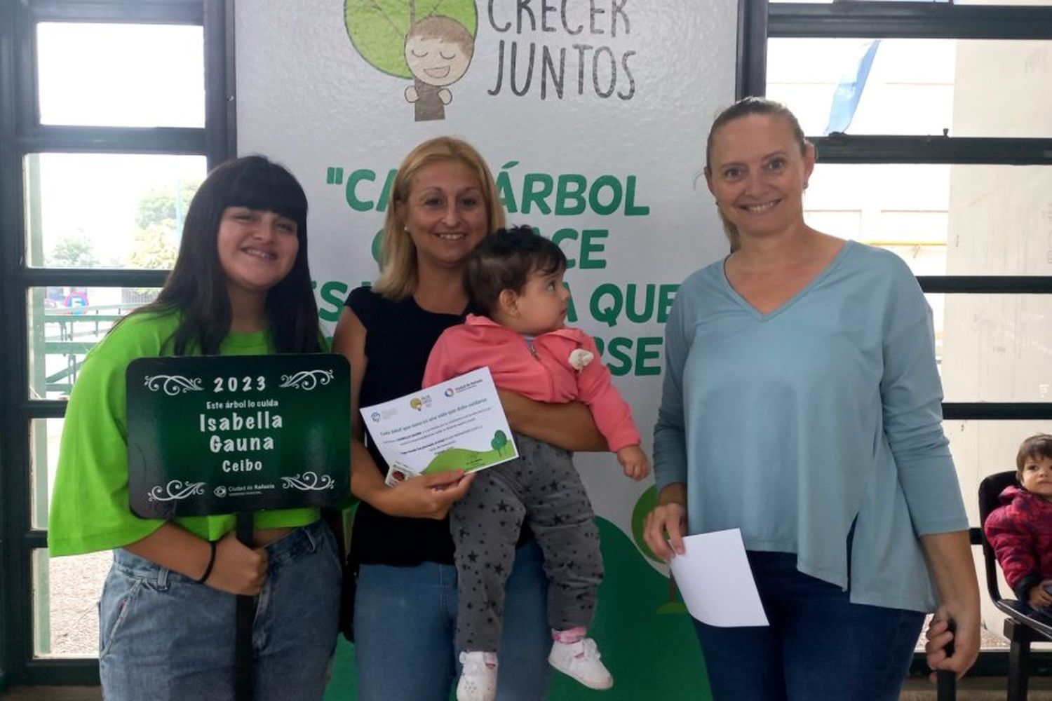 Con Crecer Juntos se plantaron  más de 4.000 árboles en la ciudad