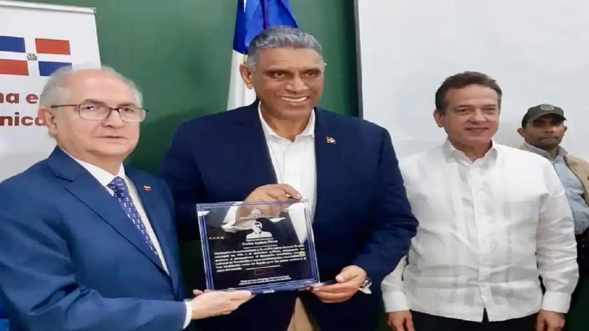 En Dominicana rinden homenaje a Carlos Andrés Pérez