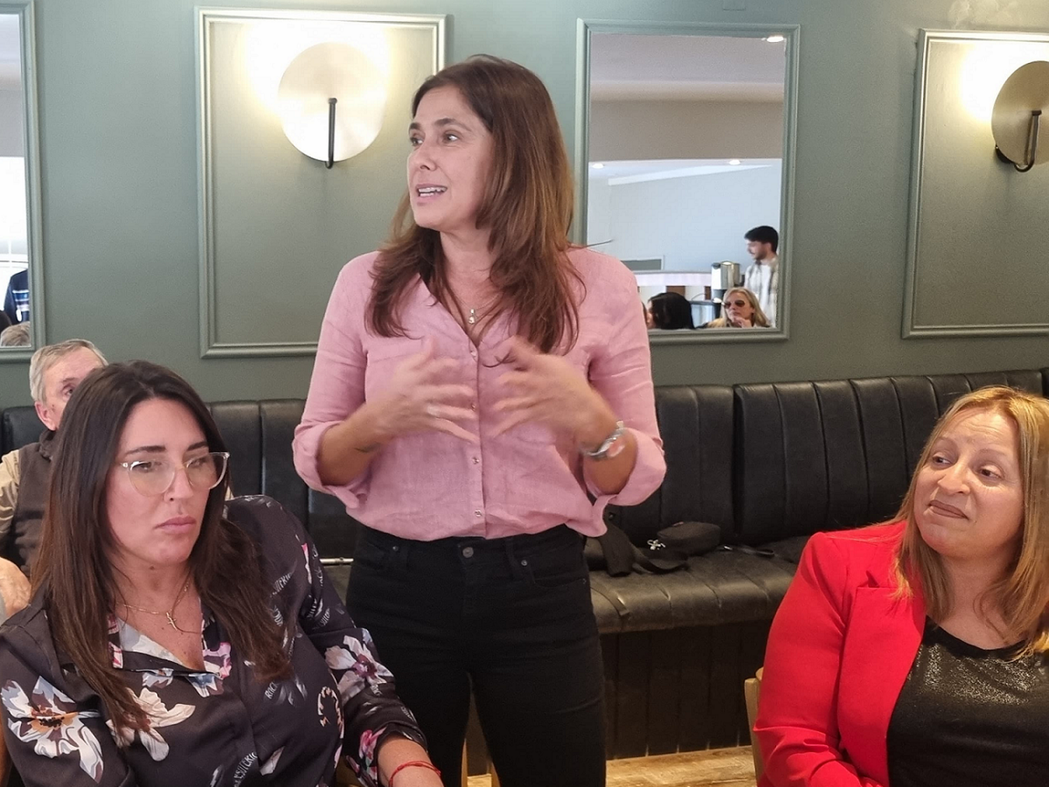 Con una postura anti kirchnerista y asegurando una transformación política, Potencia presentó su lista