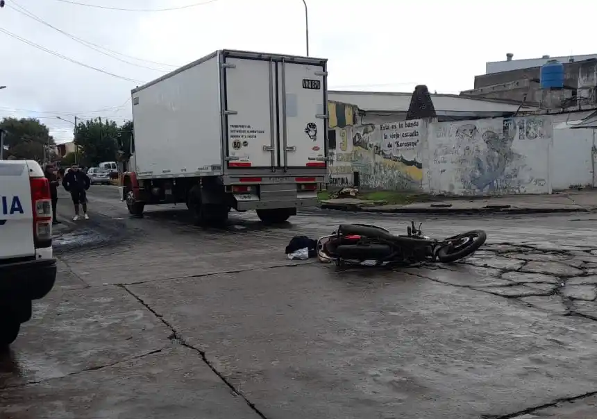 El accidente se registró en Bermejo y Vértiz.