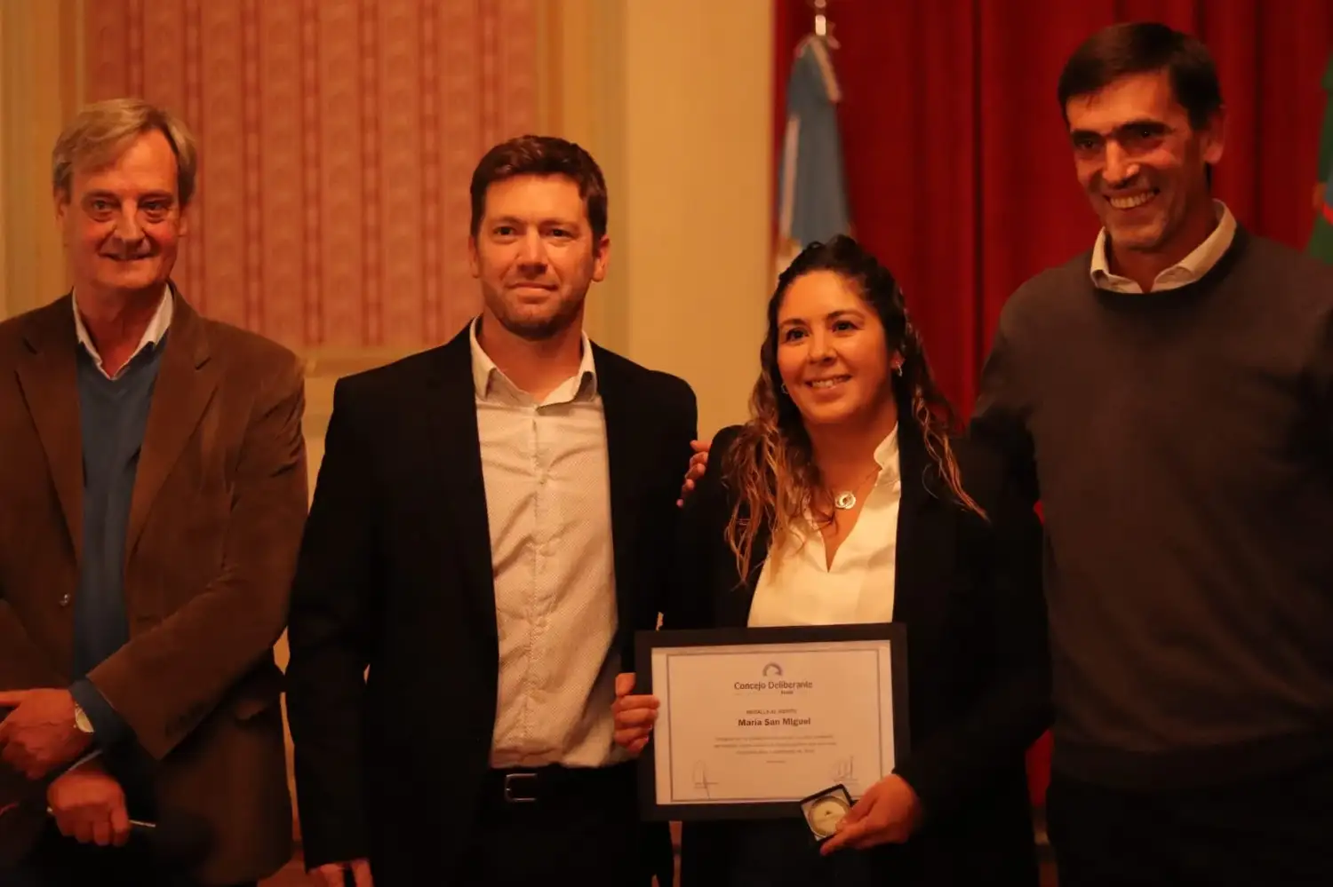 Profesionales del Hospital Julieta Lanteri recibieron la “Medalla al Mérito" en el ciclo "Tandil Destaca".
