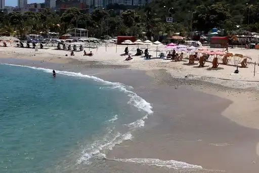La Guaira abrirá sus playas los fines de semana de flexibilización