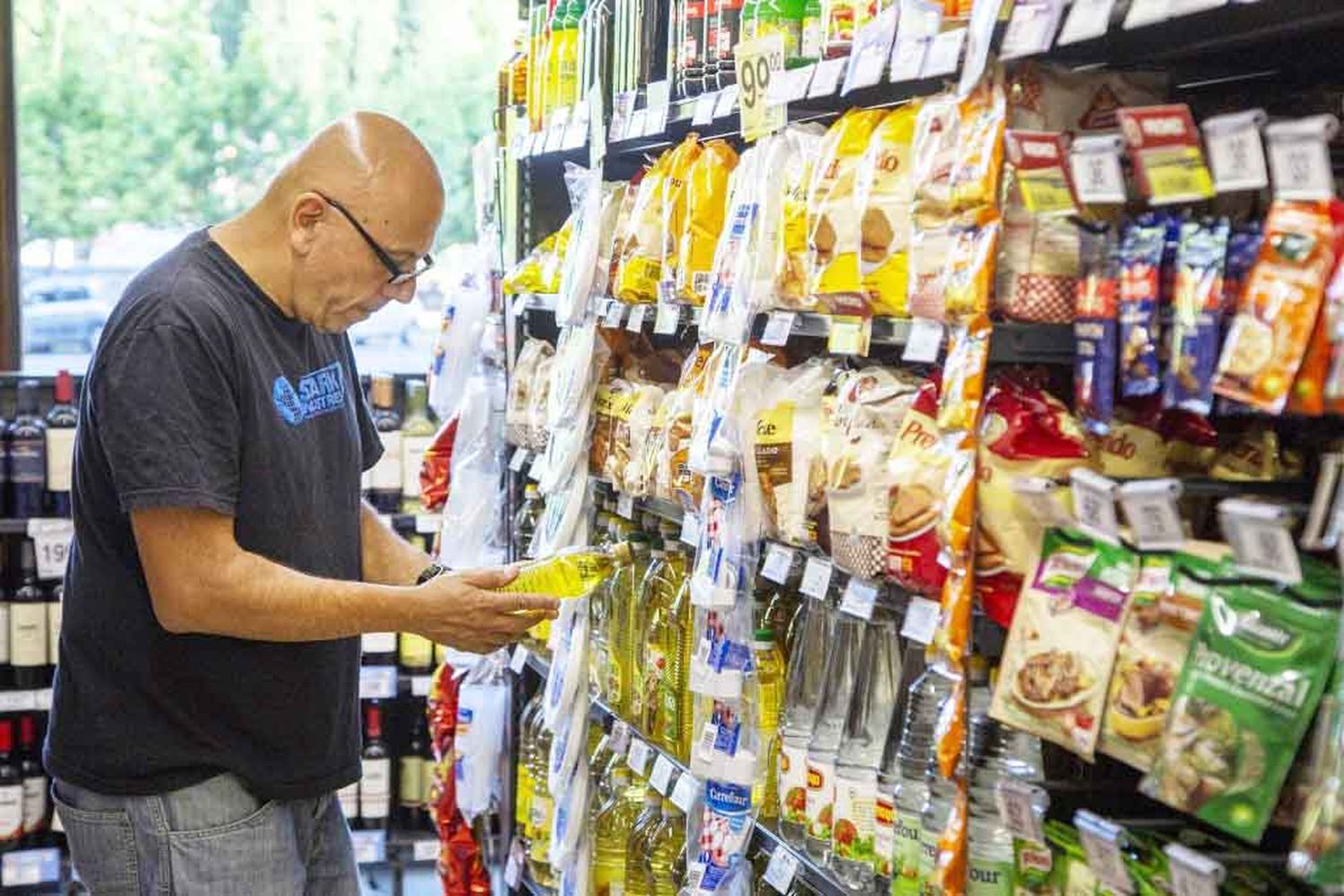 Al consumo le cuesta remontar: siguen en caída las ventas de supermercados