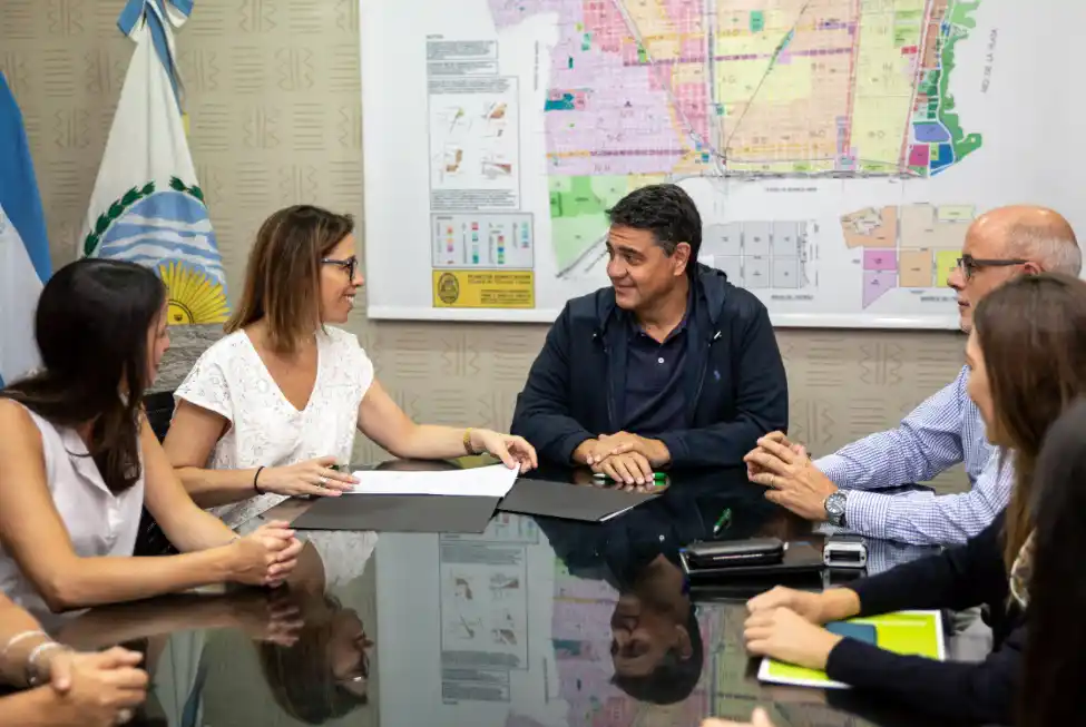 Municipio de Vicente López firmó convenio con Oficina Anticorrupción y la Provincia