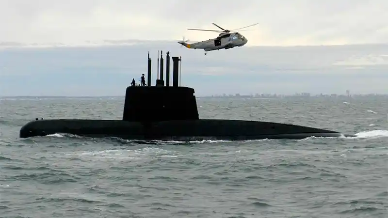 Lanzan recompensa de $ 98 millones para hallar el submarino 