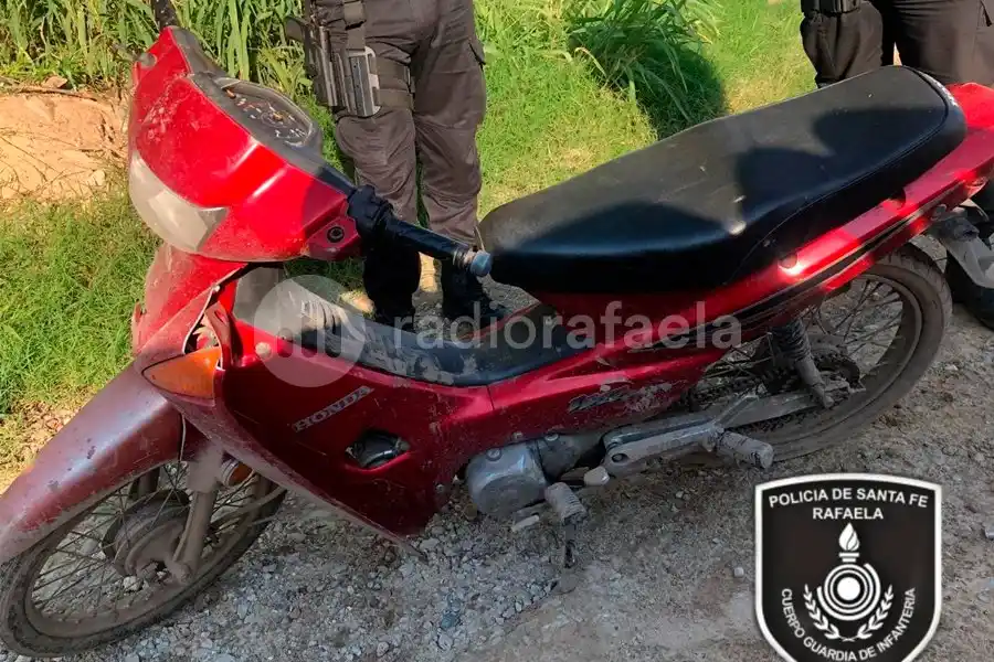 Hallaron una motocicleta abandonada con pedido de secuestro en Comisaría 13