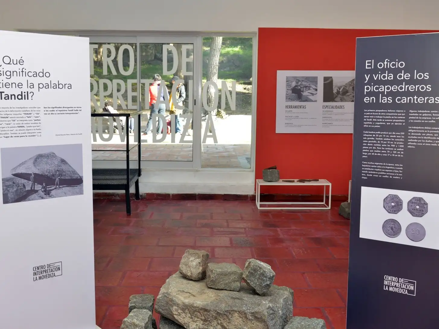El Centro ofrece información histórica y geográfica.