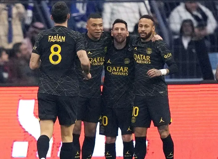 Lluvia de goles. En el duelo Messi-Ronaldo