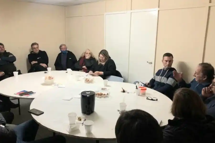 Continúan los encuentros de Castellano y su equipo con referentes vecinales