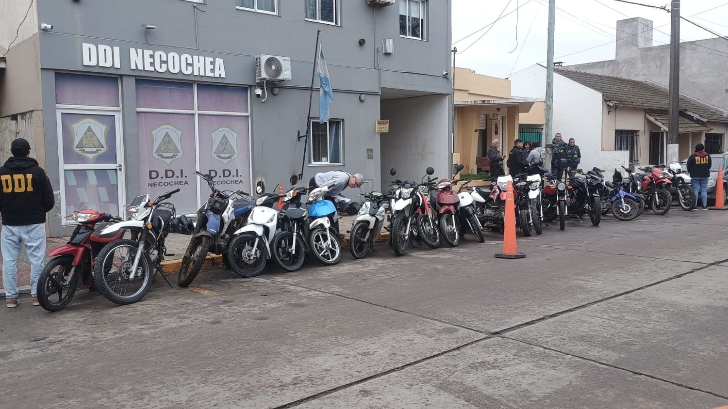 Hay 6 detenidos por las picadas ilegales y secuestraron 20 motos