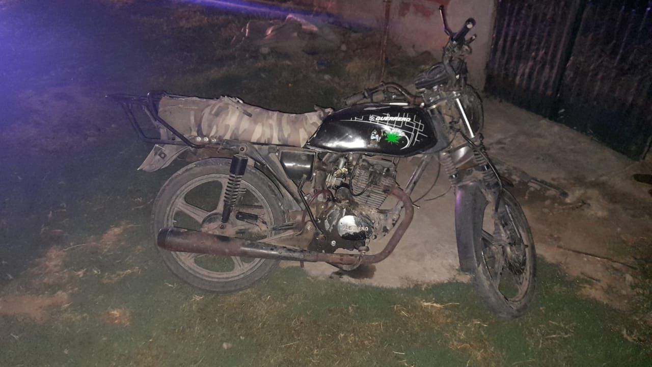 Un hombre grave tras chocar con su moto a una mujer sobre calle San Lorenzo
