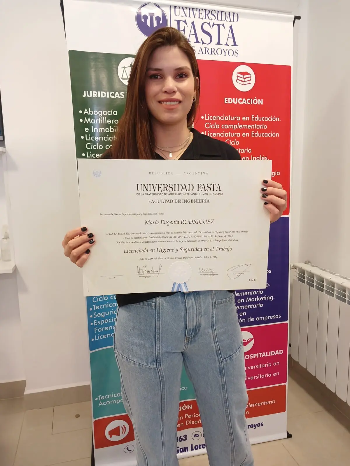 Nueva egresada María Eugenia Rodríguez