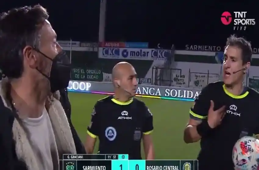 «Otro penal más, míralo»: la calentura del Kily González por los errores arbitrales contra Central