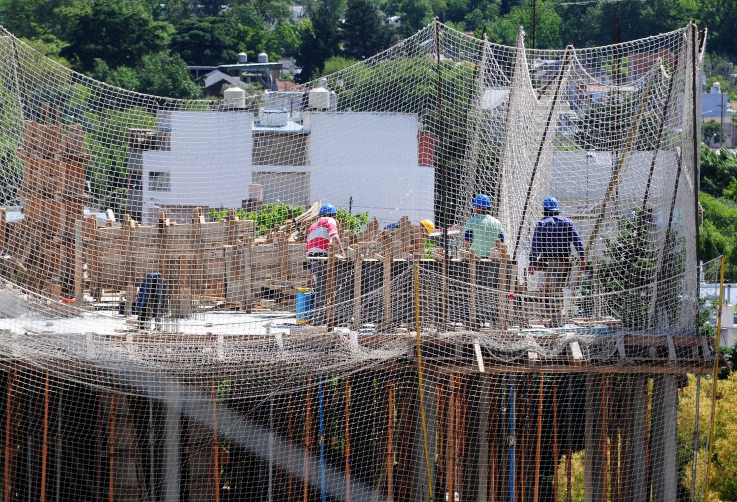 Ampliaron los detalles sobre los protocolos a cumplir para reactivar la construcción