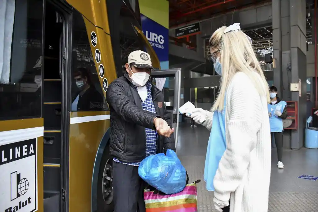 Volvió el servicio de micros en varias de las provincias