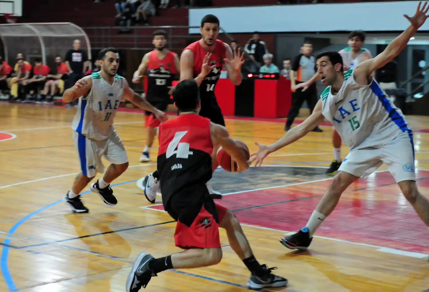 Independiente jugará el sábado en Necochea