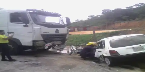 Accidente en la Acarigua-Barquisimeto deja un funcionario del Sebin fallecido