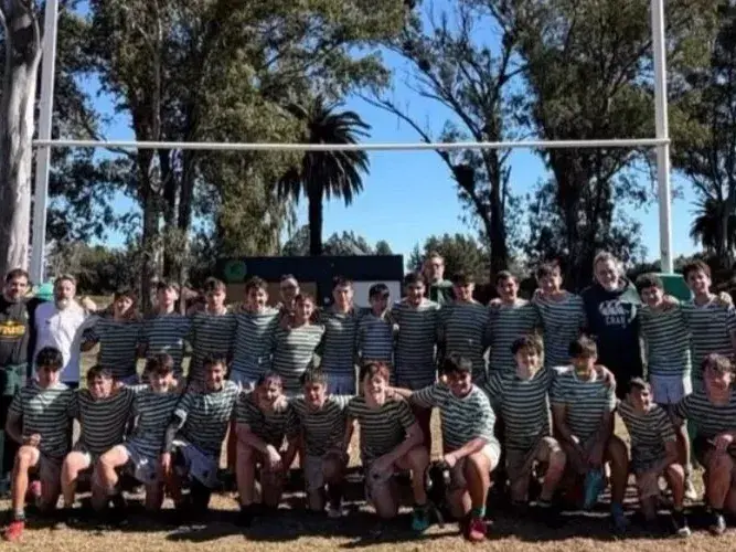 M19 del CRAR venció 26 a 17 Rowing.