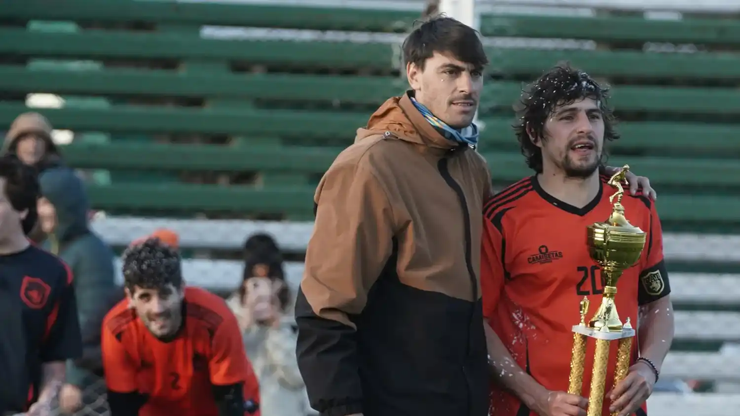 Marcos Barón, presidente de la Región Necochea, junto a Gastón Aued