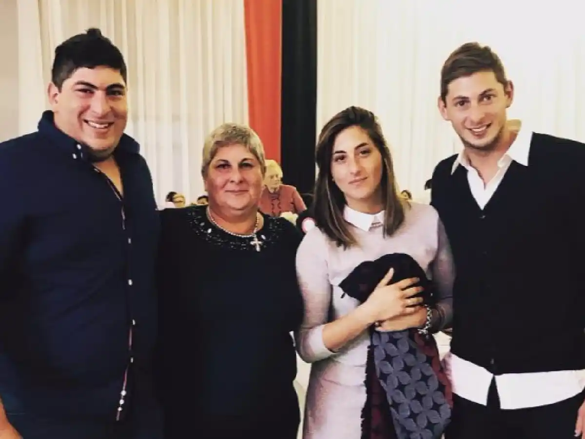 "Estoy desesperado", dijo el padre de Emiliano Sala tras la desaparición del avión en que viajaba