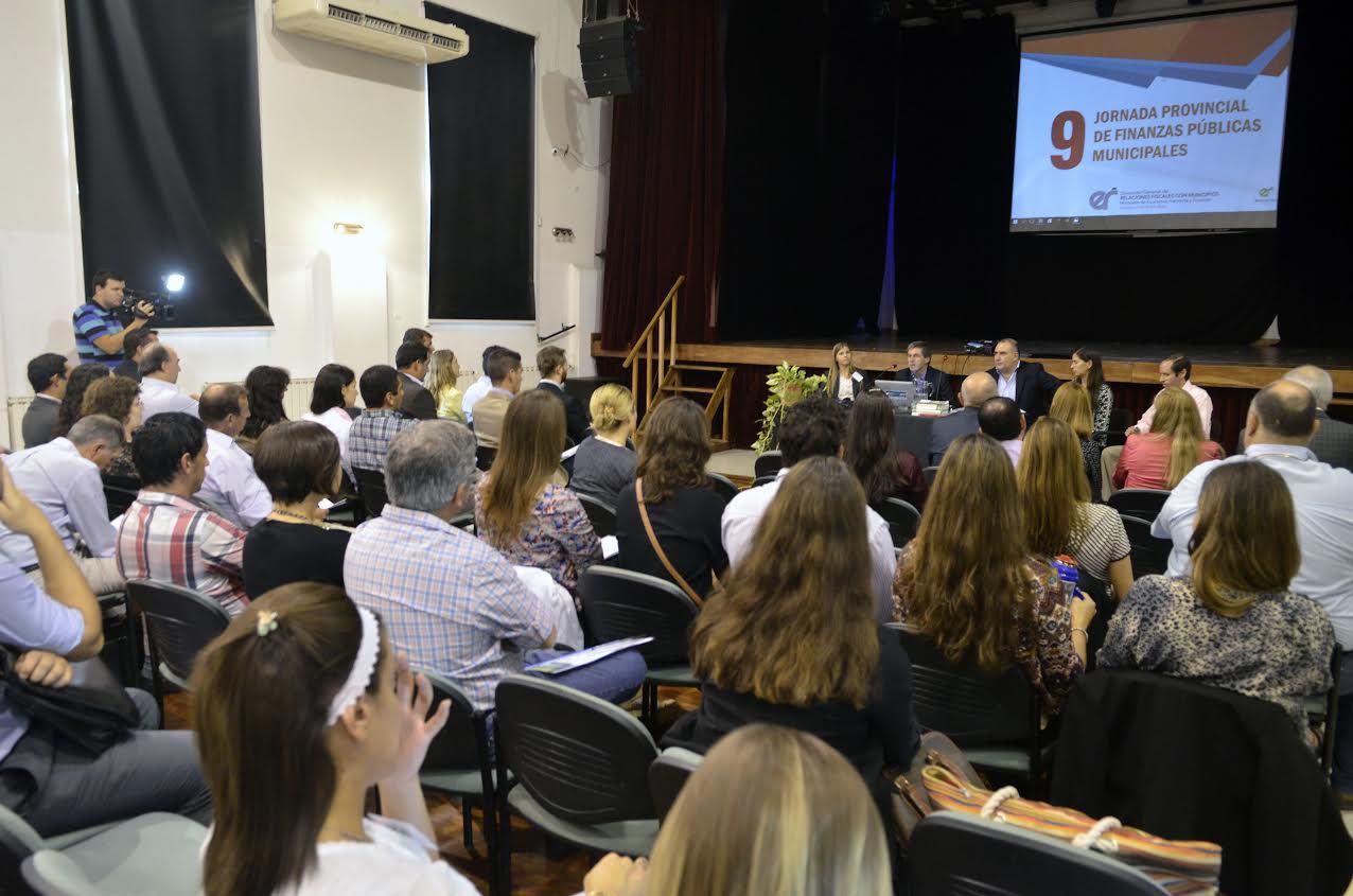 El gobierno coordina políticas con los municipios en materia de finanzas públicas