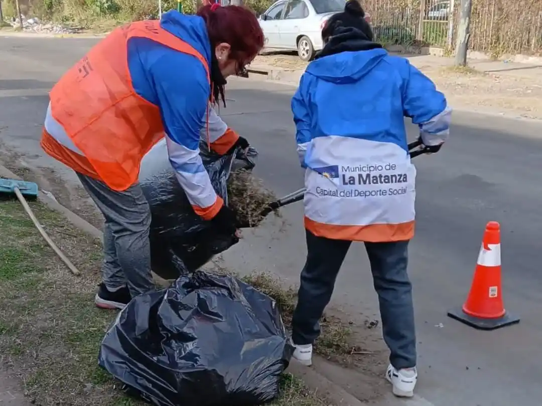 El trabajo de cooperativistas en limpieza
