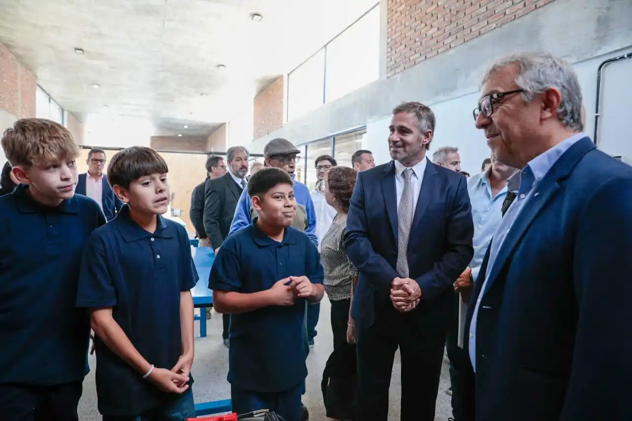 Achaval en la inauguración de la escuela Técnica
