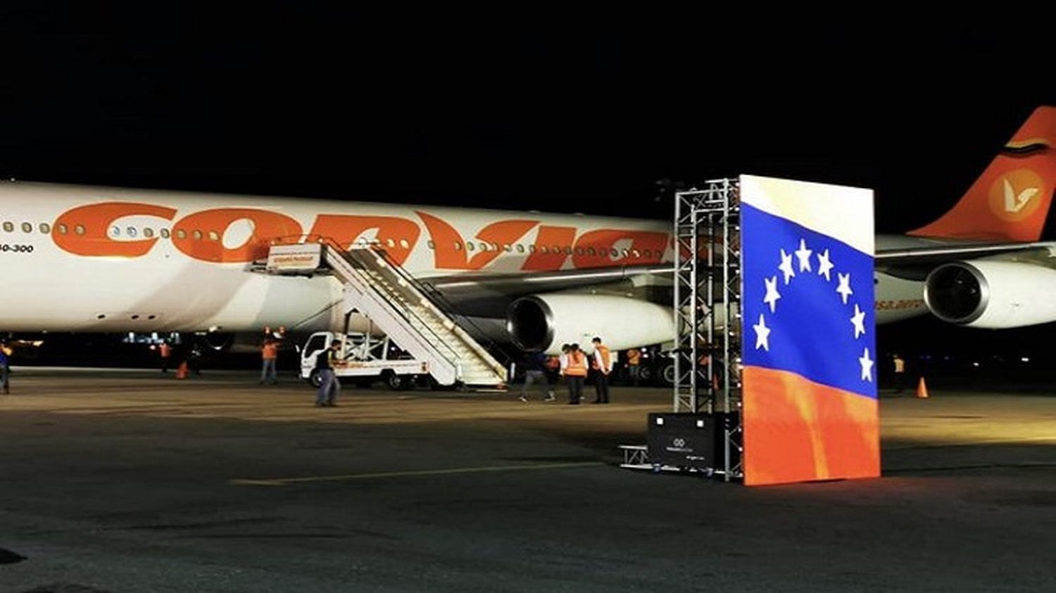 Llegan medio millón de vacunas chinas: «para reforzar la inmunización», según Maduro