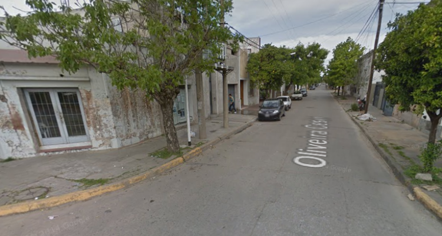 Motochorros asaltaron a una joven