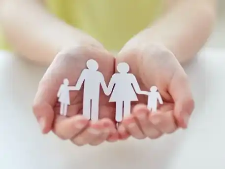 Familia solidaria. Se convoca para acompañar a adolescentes