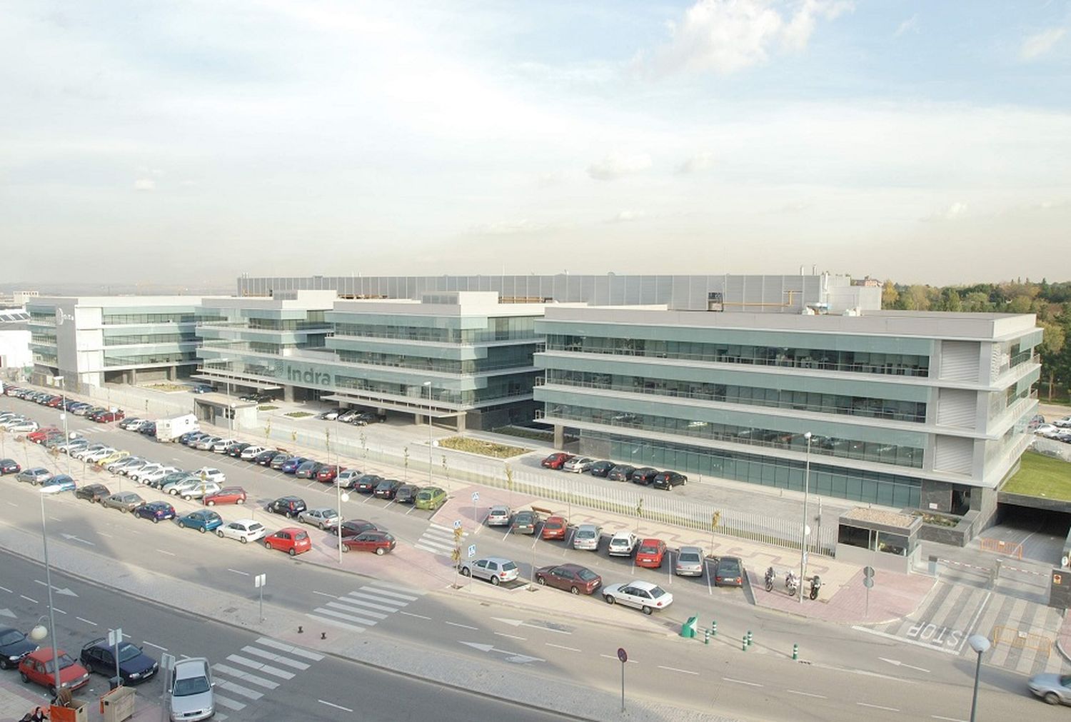 Adjudican a INDRA nuevos ILS para los aeropuertos de Trelew, San Juan, Jujuy y Bahía Blanca