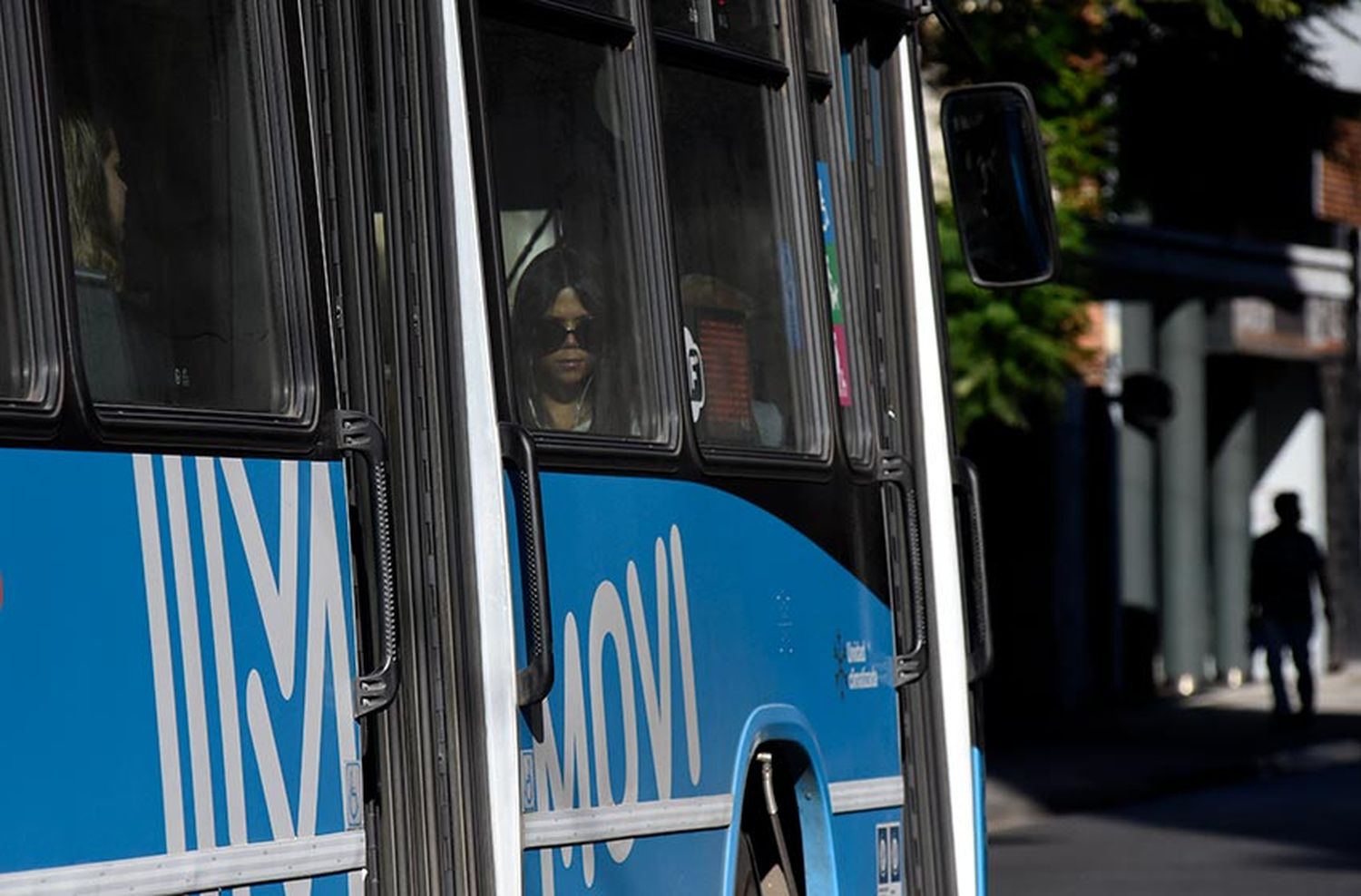 Fein quiere extender por un año su potestad para aumentar el boleto de transporte