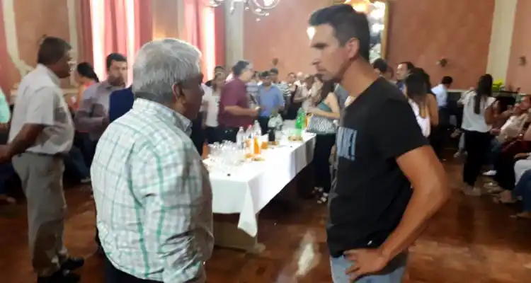 Salazar piensa en vacaciones y Garavaglia asegura que está “listo” para asumir la intendencia